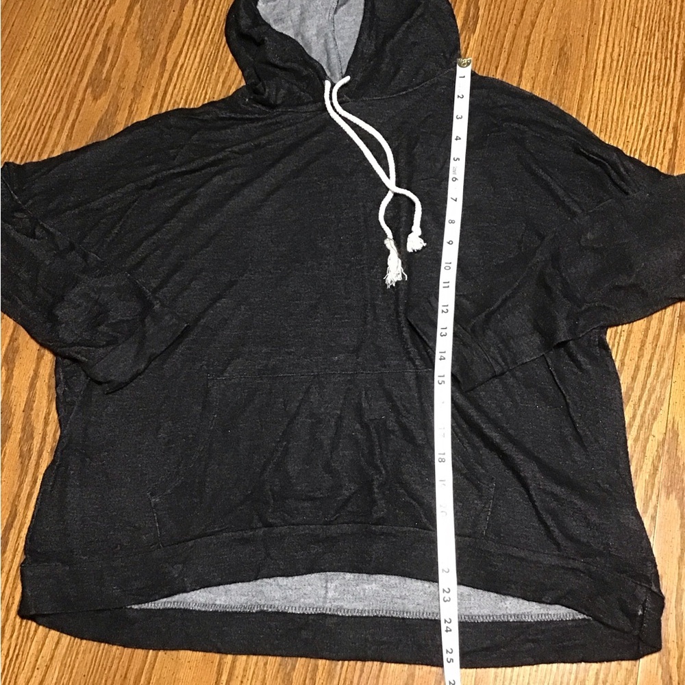 Women’s size Large black lightweight Hooded Sweatshirt with front pouch pocket